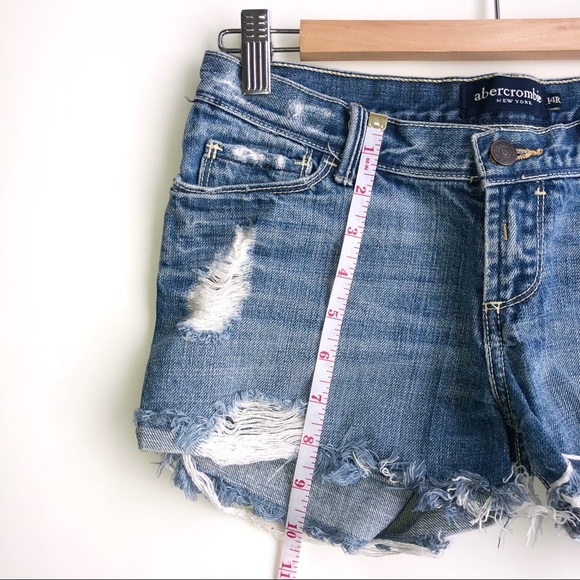 5/$20 Low-rise Jean shorts from Abercrombie kids, size 14R - Picture 5 of 8